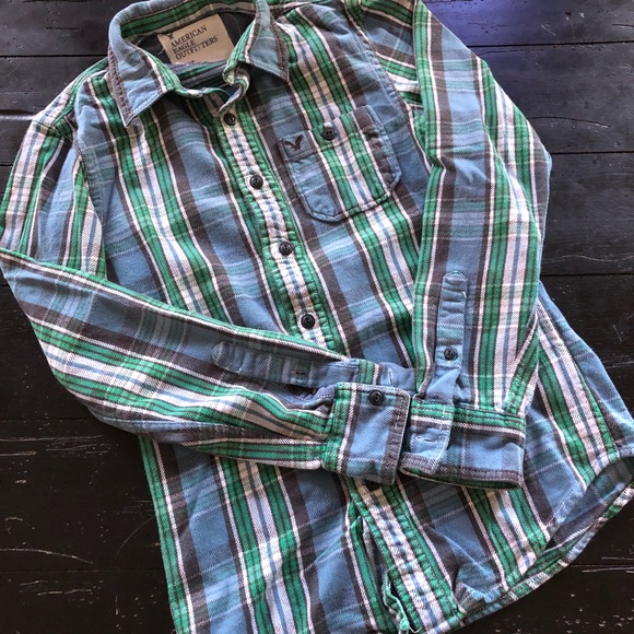 🔥AMERICAN EAGLE Flannel Top - Picture 1 of 6